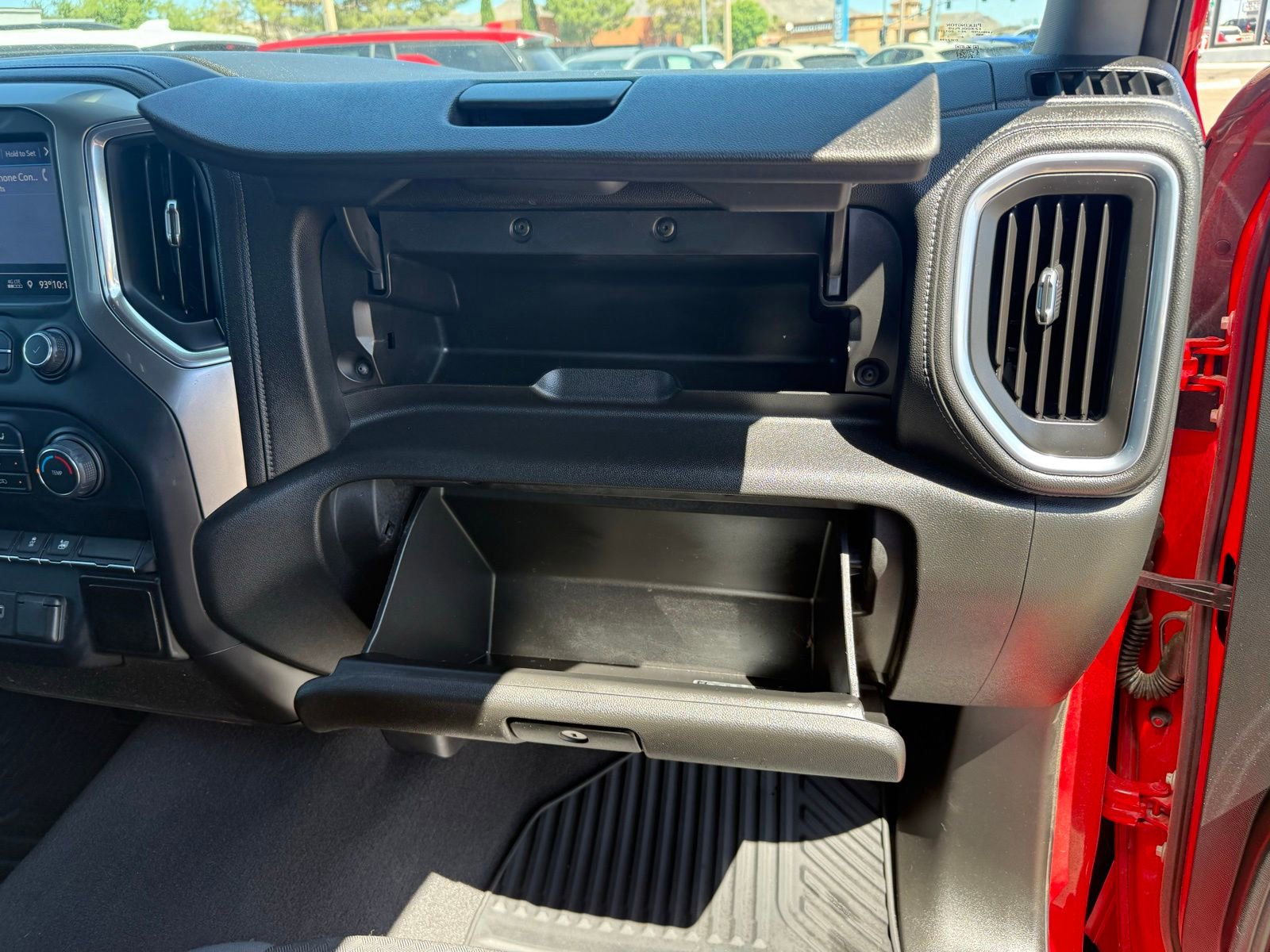 Used 2020 Chevrolet Silverado 1500 LT AWD/4WD image 27