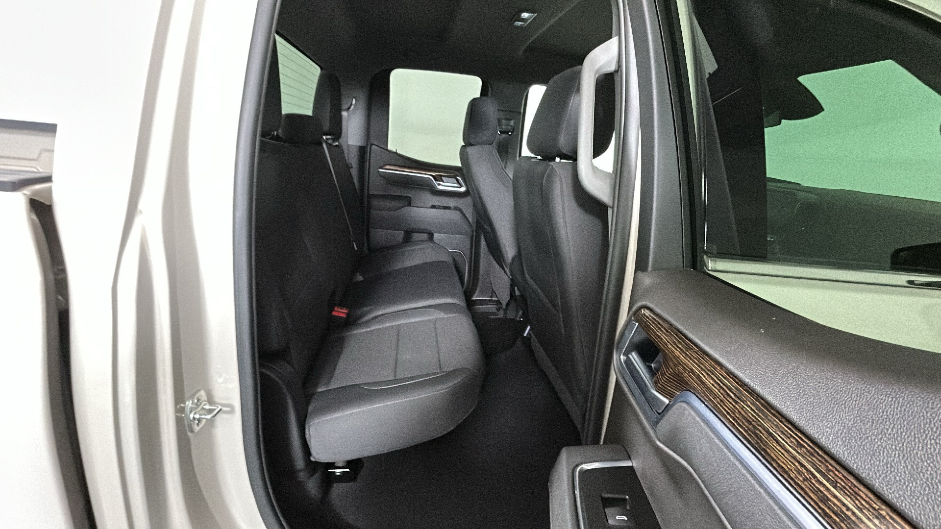 New 2026 GMC Sierra 1500 SLE AWD/4WD image 35