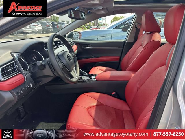 Used 2019 Toyota Camry XSE FWD image 18