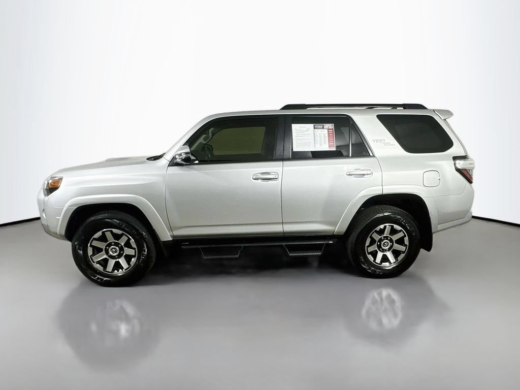 Used 2023 Toyota 4Runner TRD Off-Road Premium w/ Moonroof Package AWD/4WD image 5