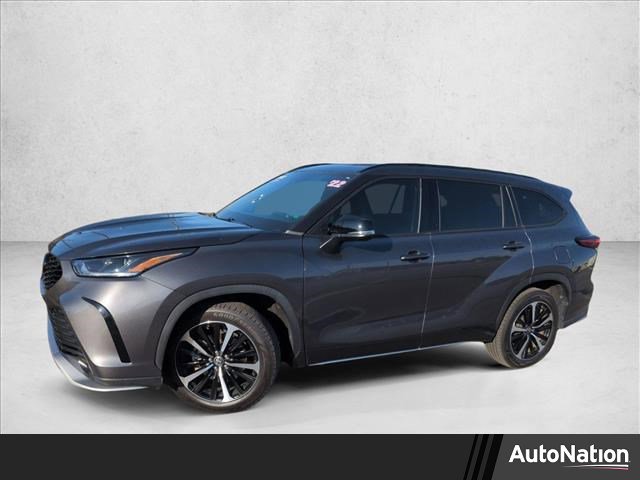 Used 2022 Toyota Highlander XSE image 1