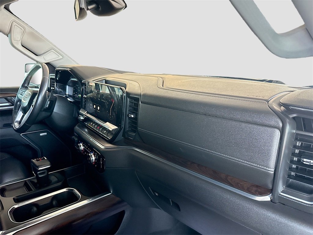 Used 2023 GMC Sierra 1500 SLT image 30