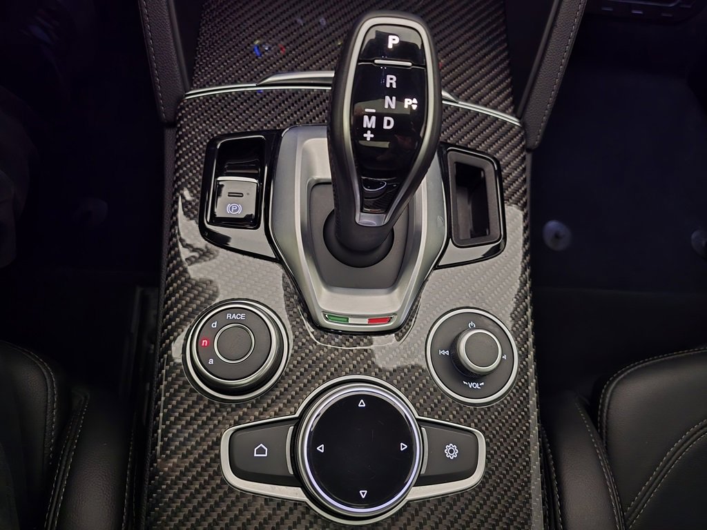 Used 2022 Alfa Romeo Stelvio Quadrifoglio w/ Active Assist Plus Package image 18