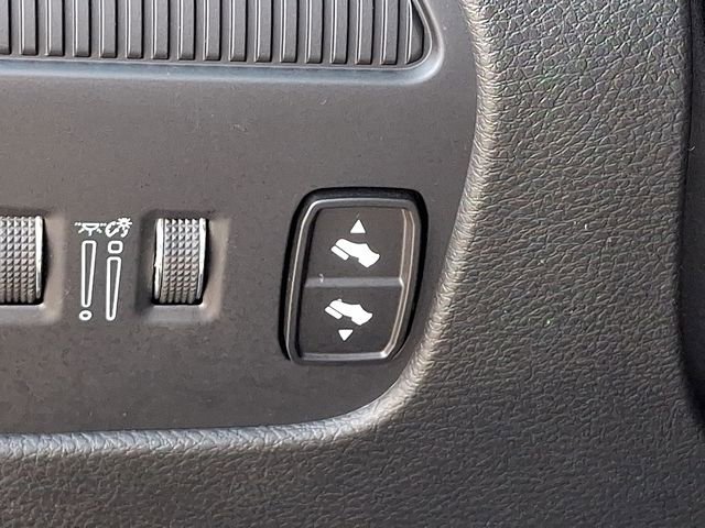 Used 2024 Jeep Wagoneer Series II AWD/4WD image 24