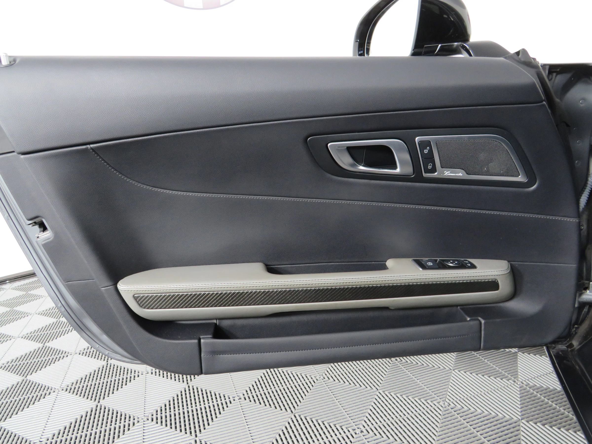 Used 2016 Mercedes-Benz AMG GT S image 39