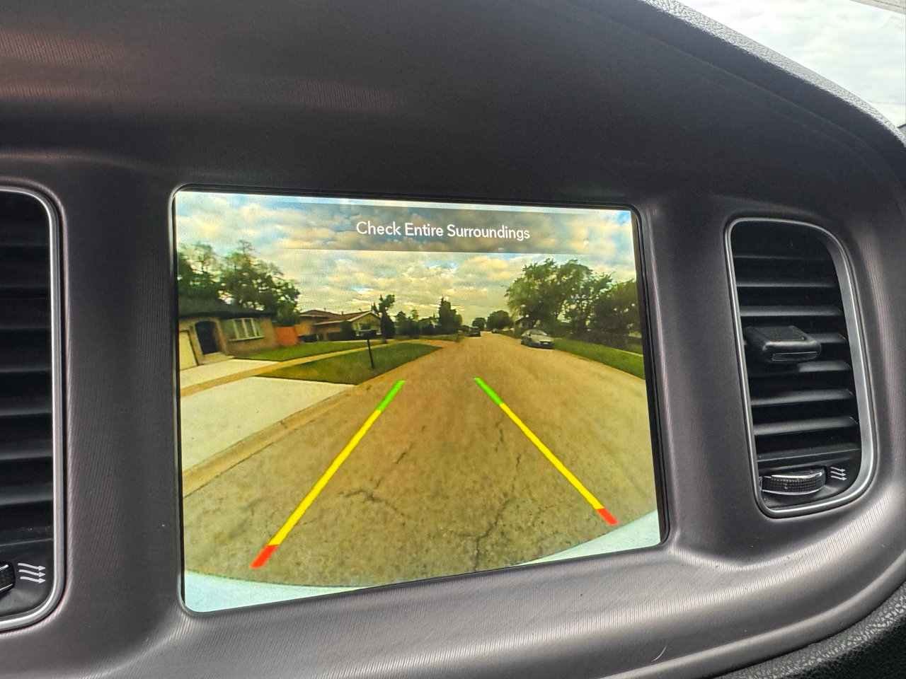 Used 2023 Dodge Charger SXT image 16