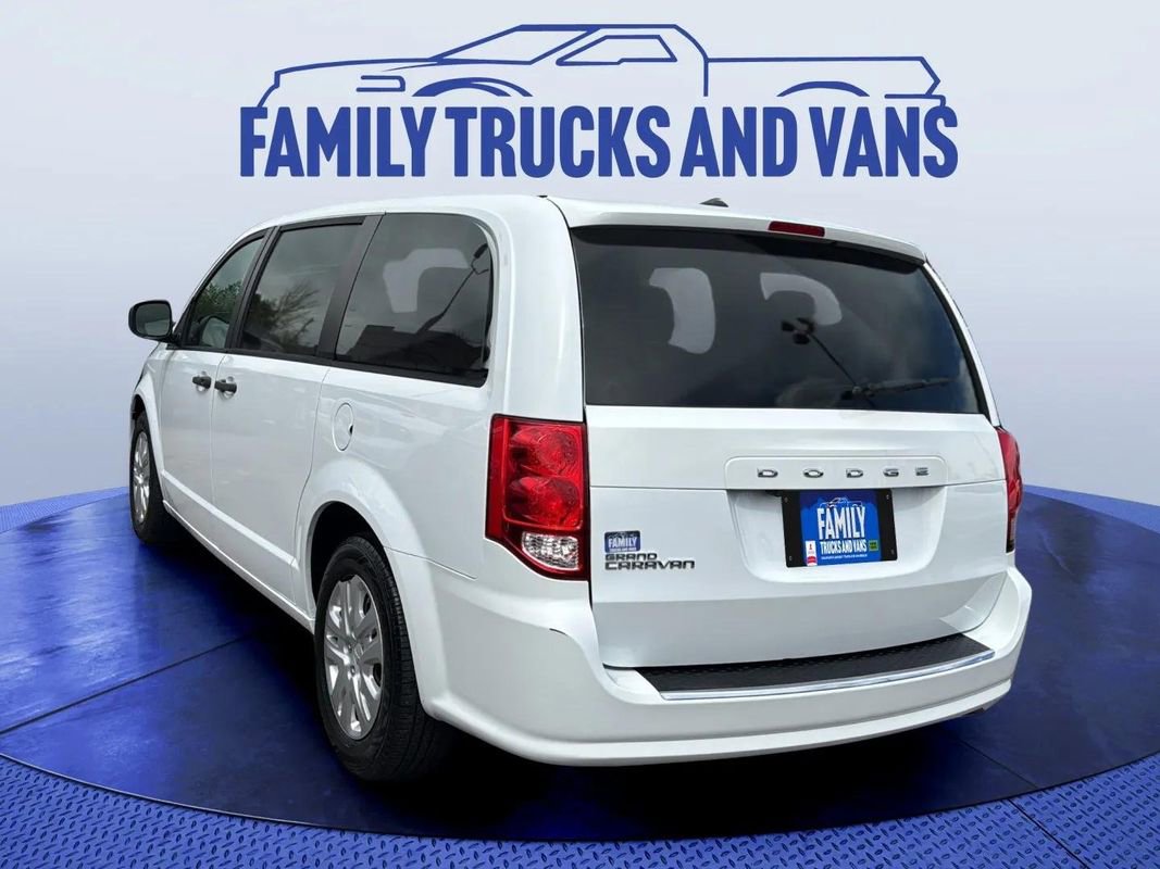 Used 2019 Dodge Grand Caravan SE w/ UConnect Hands-Free Group image 3