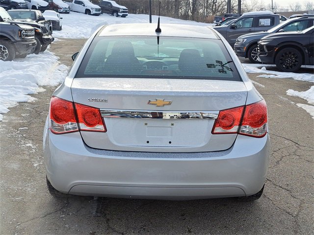 Used 2014 Chevrolet Cruze LS image 4