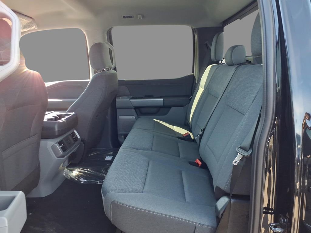 New 2026 Ford F150 XLT w/ Equipment Group 303A High image 4