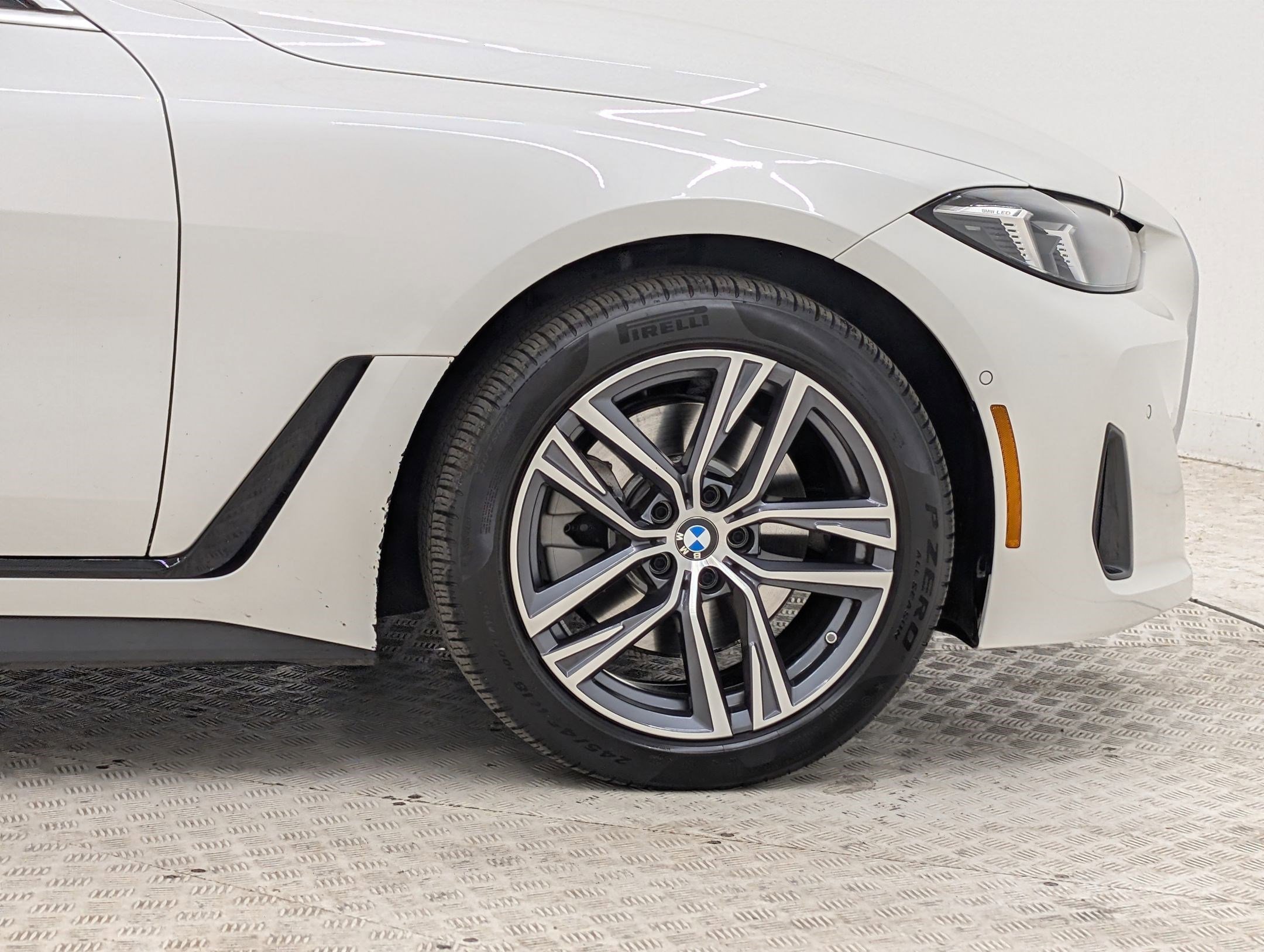 Certified 2025 BMW 430i w/ Premium Package image 12