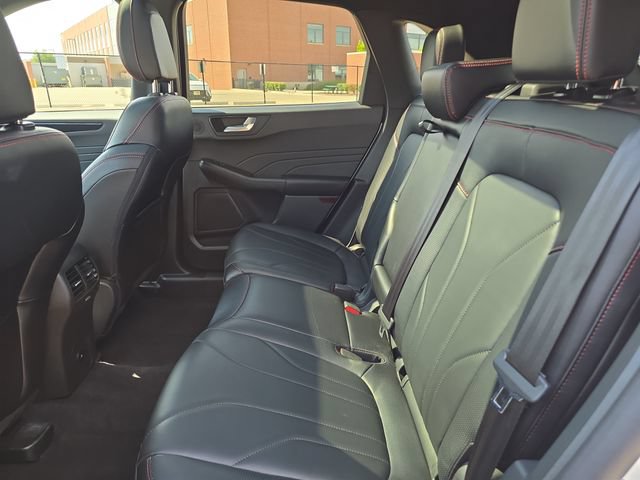 Used 2025 Ford Escape ST-Line Elite w/ Premium Technology Package AWD/4WD image 24