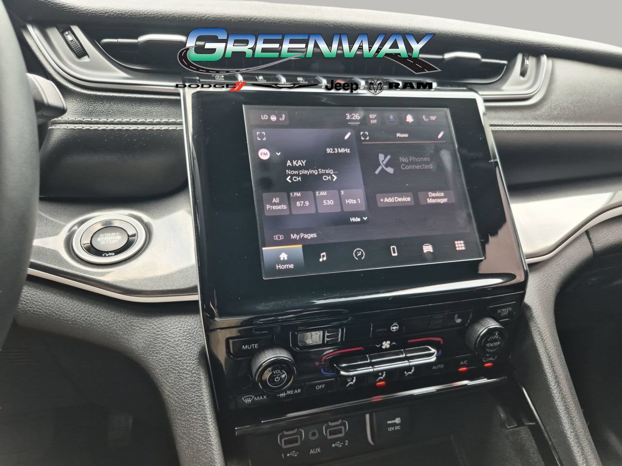Used 2022 Jeep Grand Cherokee Laredo w/ Luxury Tech Group I AWD/4WD image 18