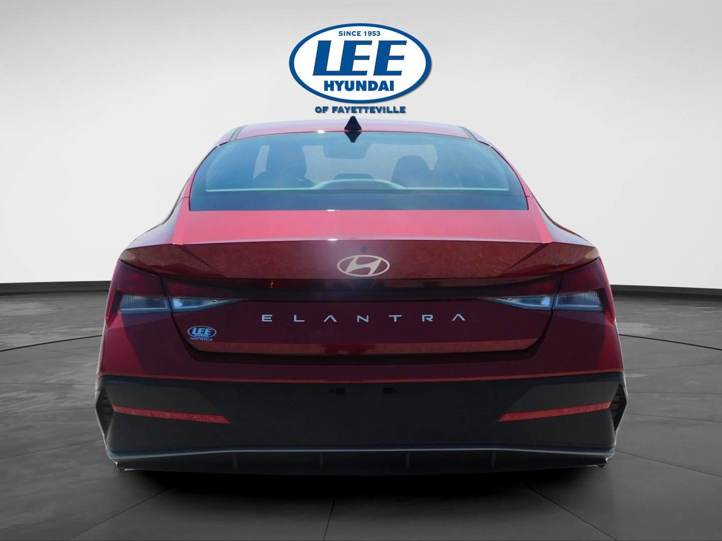 Certified 2025 Hyundai Elantra SE FWD image 4