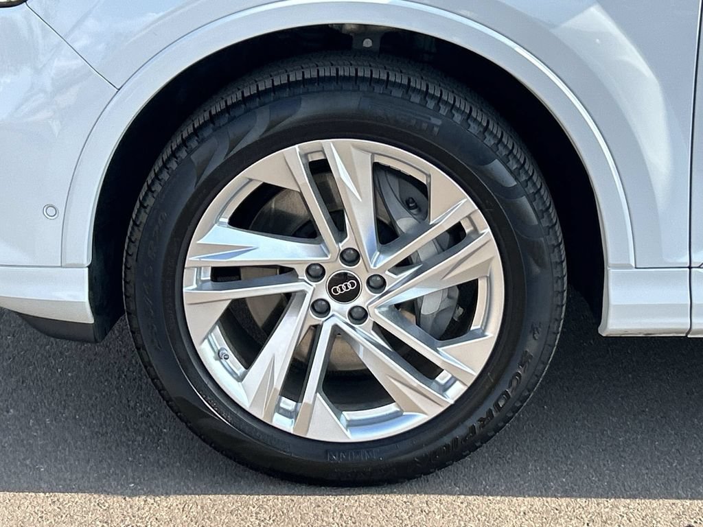 Used 2024 Audi Q7 2.0T Premium Plus AWD/4WD image 34
