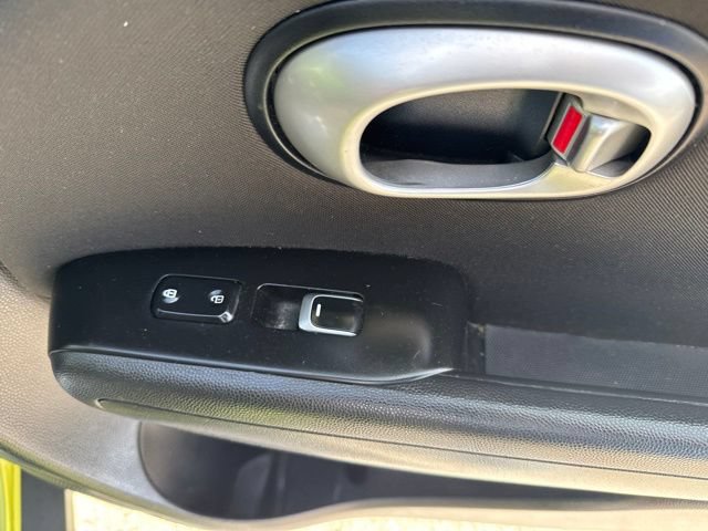 Used 2017 Kia Soul FWD image 12