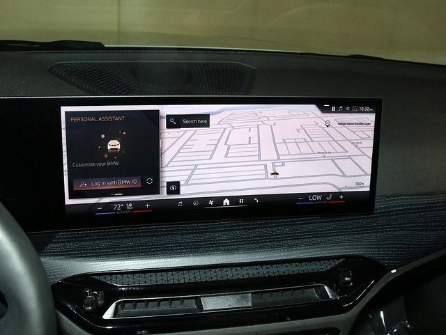 Used 2025 BMW 330i xDrive Sedan image 18