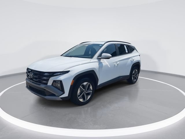 Certified 2025 Hyundai Tucson SEL AWD/4WD image 4