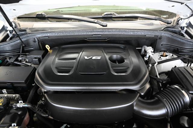 Used 2018 Jeep Grand Cherokee High Altitude AWD/4WD image 32