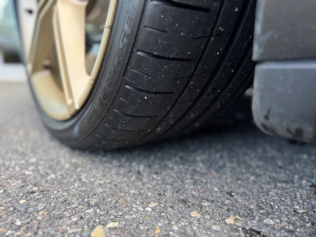 Used 2022 Porsche Taycan 4S image 9