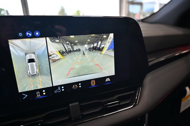 New 2027 Chevrolet Equinox RS w/ Safety and Technology Package AWD/4WD image 16