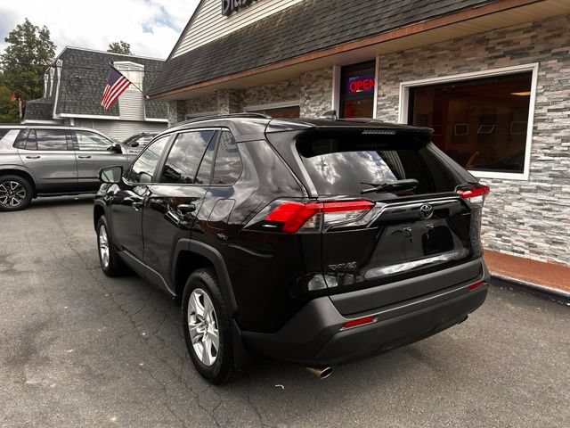 Used 2020 Toyota RAV4 XLE w/ All Weather Liner Package AWD/4WD image 5