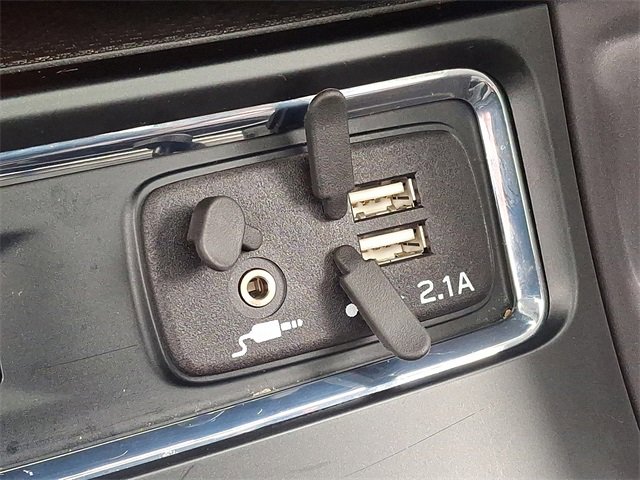 Used 2022 Subaru Ascent Limited w/ Technology Package image 25