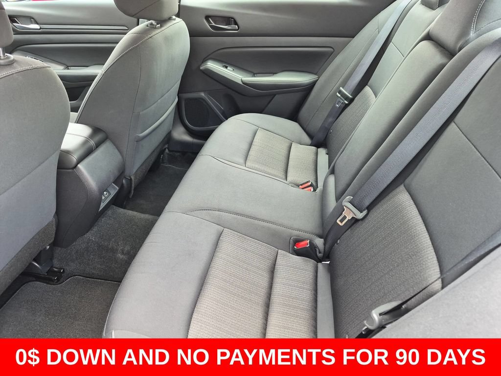Used 2025 Nissan Altima 2.5 SV FWD image 24