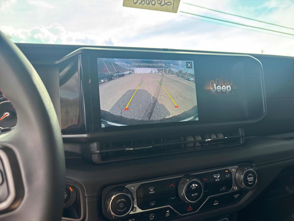 Used 2024 Jeep Wrangler Unlimited Rubicon image 52