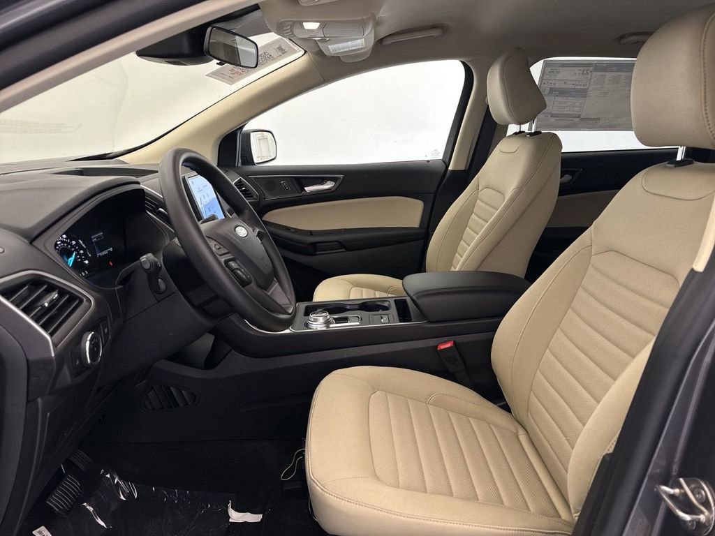 New 2024 Ford Edge SE image 21