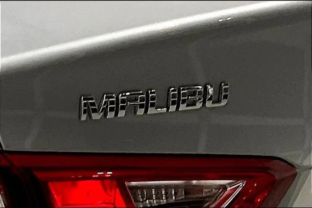 Used 2021 Chevrolet Malibu LS FWD image 38