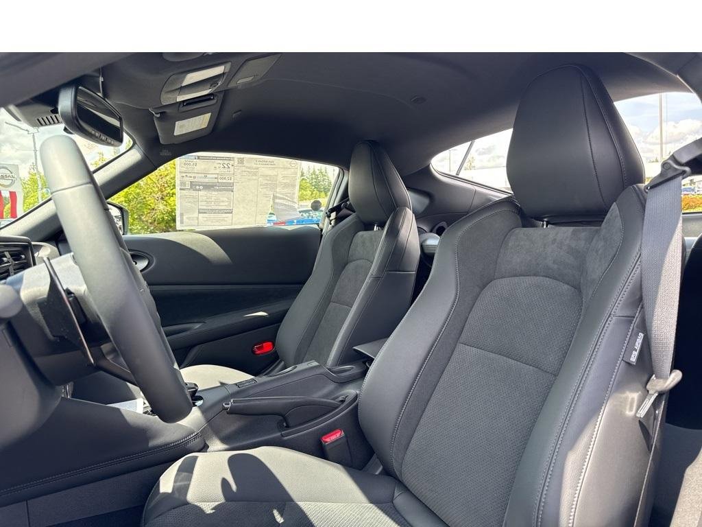 New 2025 Nissan Z Performance w/ Floor Mat Package image 11