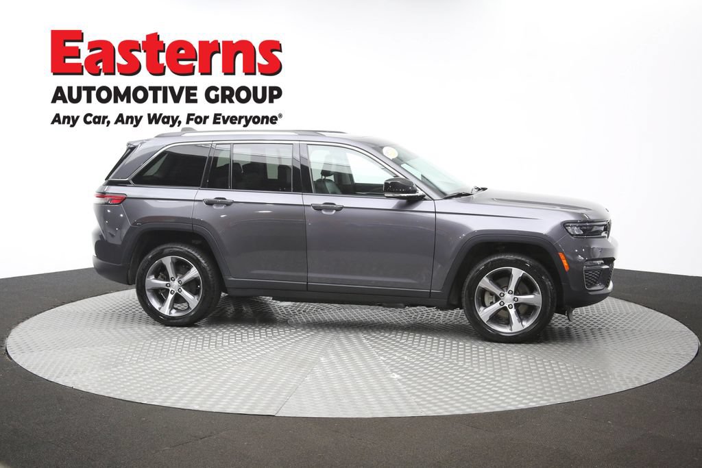 Used 2023 Jeep Grand Cherokee 4WD 4xe image 51