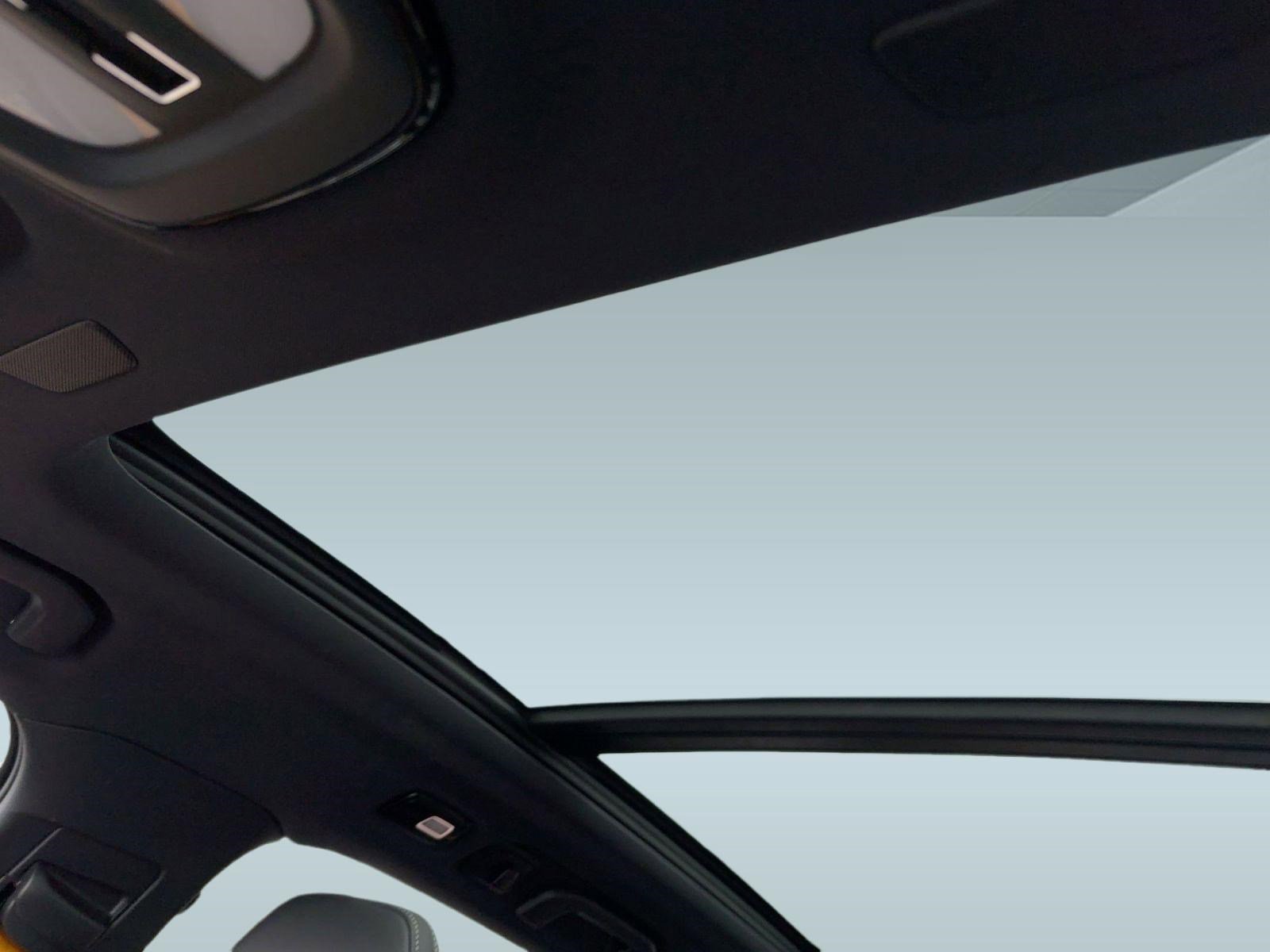 Certified 2024 Volvo V60 T8 Polestar image 16