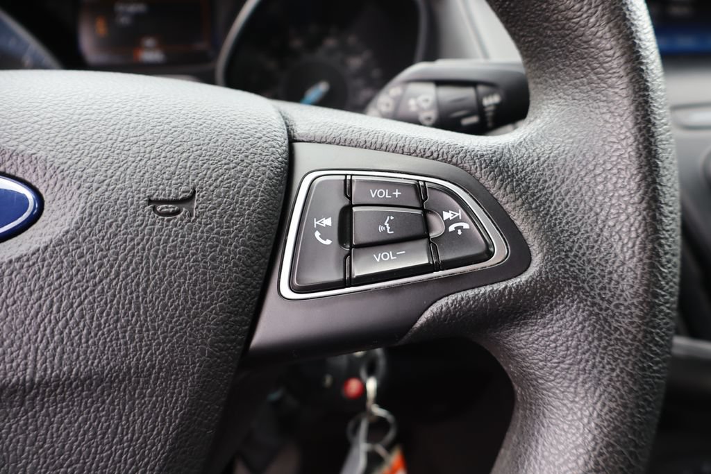 Used 2018 Ford Focus SE FWD image 14