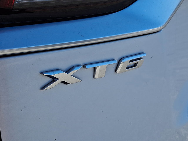 Used 2020 Cadillac XT6 Premium Luxury image 31