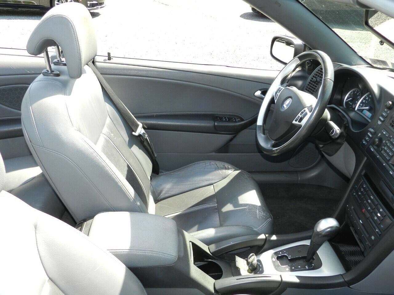 Used 2006 Saab 9-3 Aero image 10