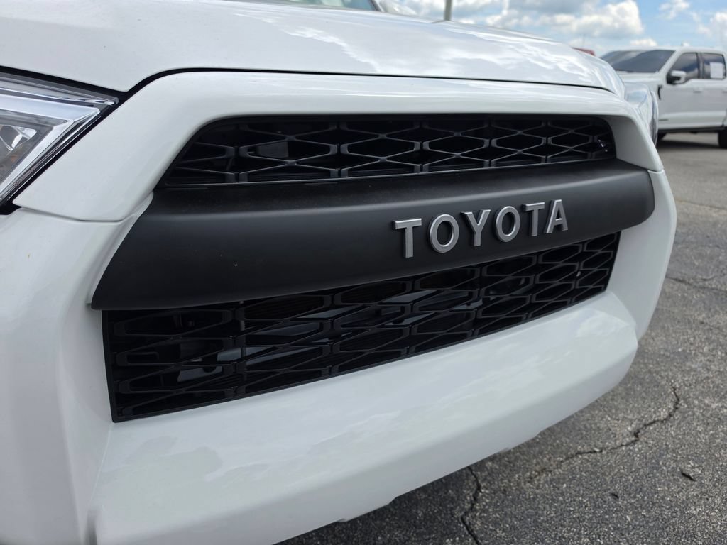 Used 2019 Toyota 4Runner SR5 Premium AWD/4WD image 13