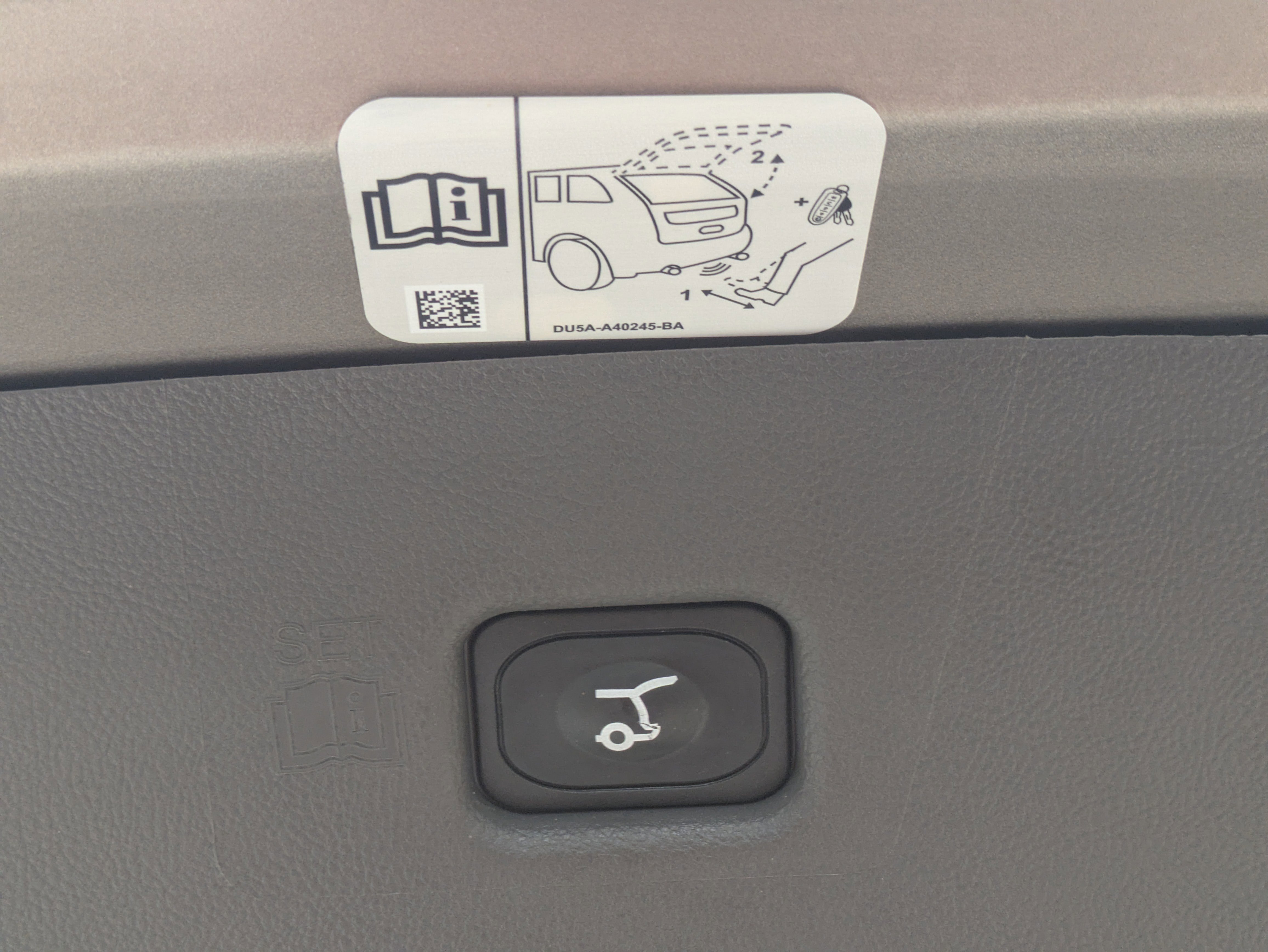 Used 2020 Lincoln Nautilus FWD w/ Equipment Group 101A image 14