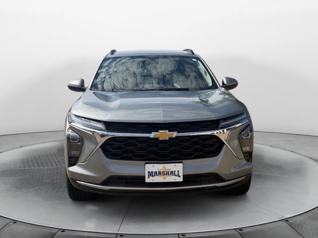 Used 2024 Chevrolet Trax LT w/ Driver Confidence Package FWD image 7