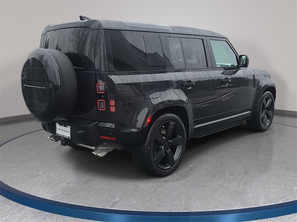 New 2026 Land Rover Defender 110 V8 image 5