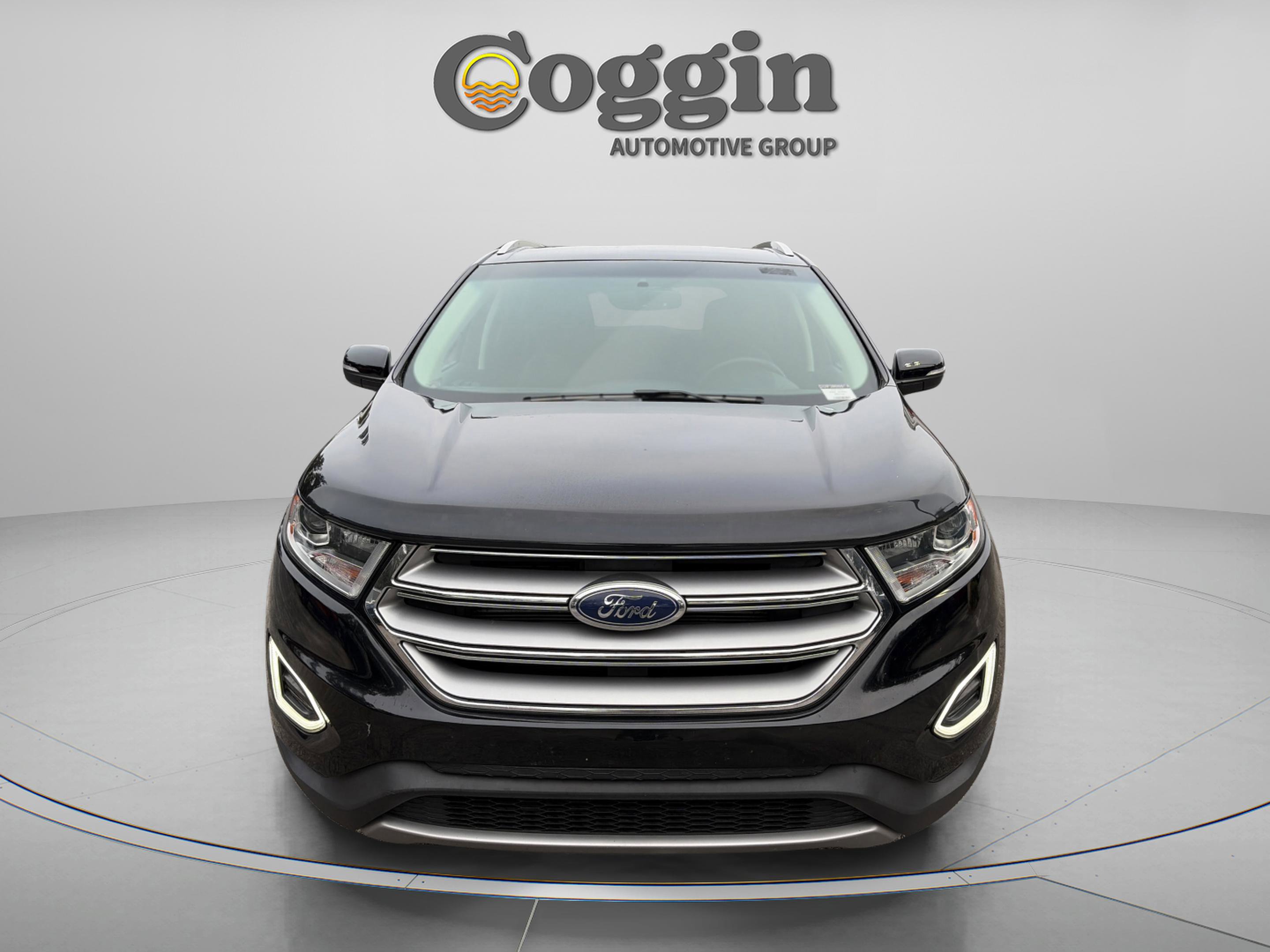 Used 2018 Ford Edge Titanium w/ Technology Package image 8