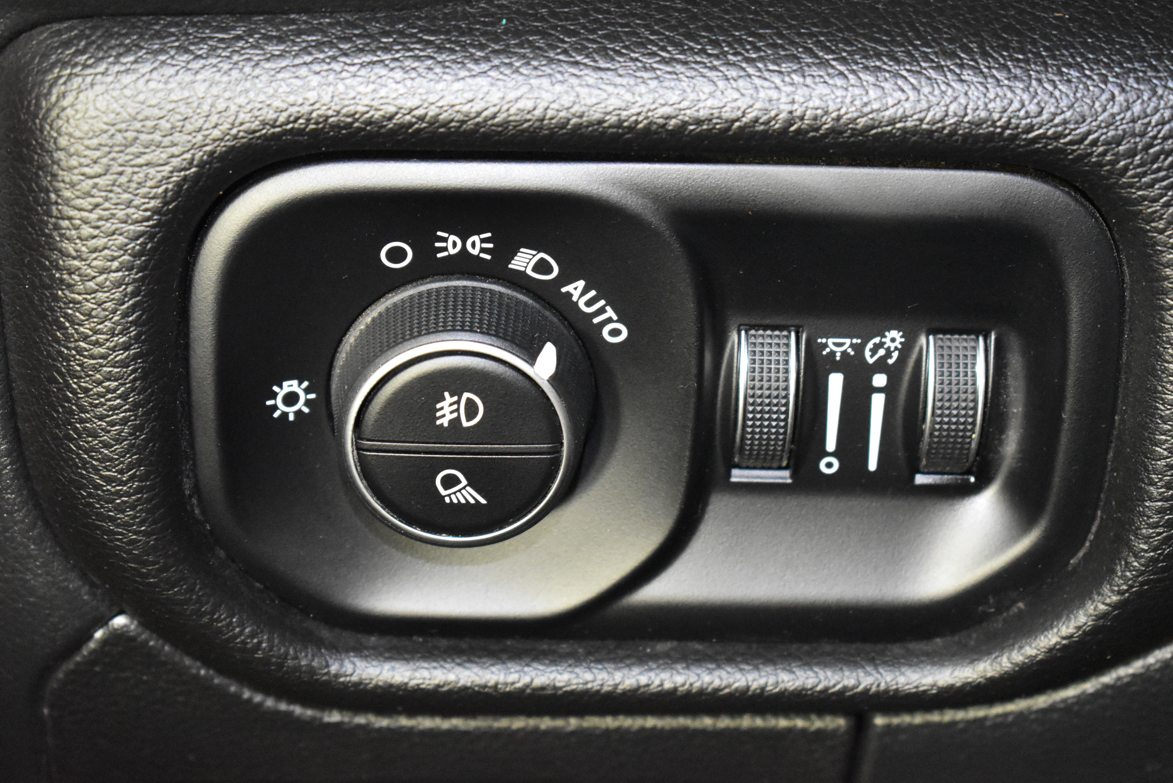 Used 2025 RAM 1500 Rebel w/ Rebel Level 1 Equipment Group image 38