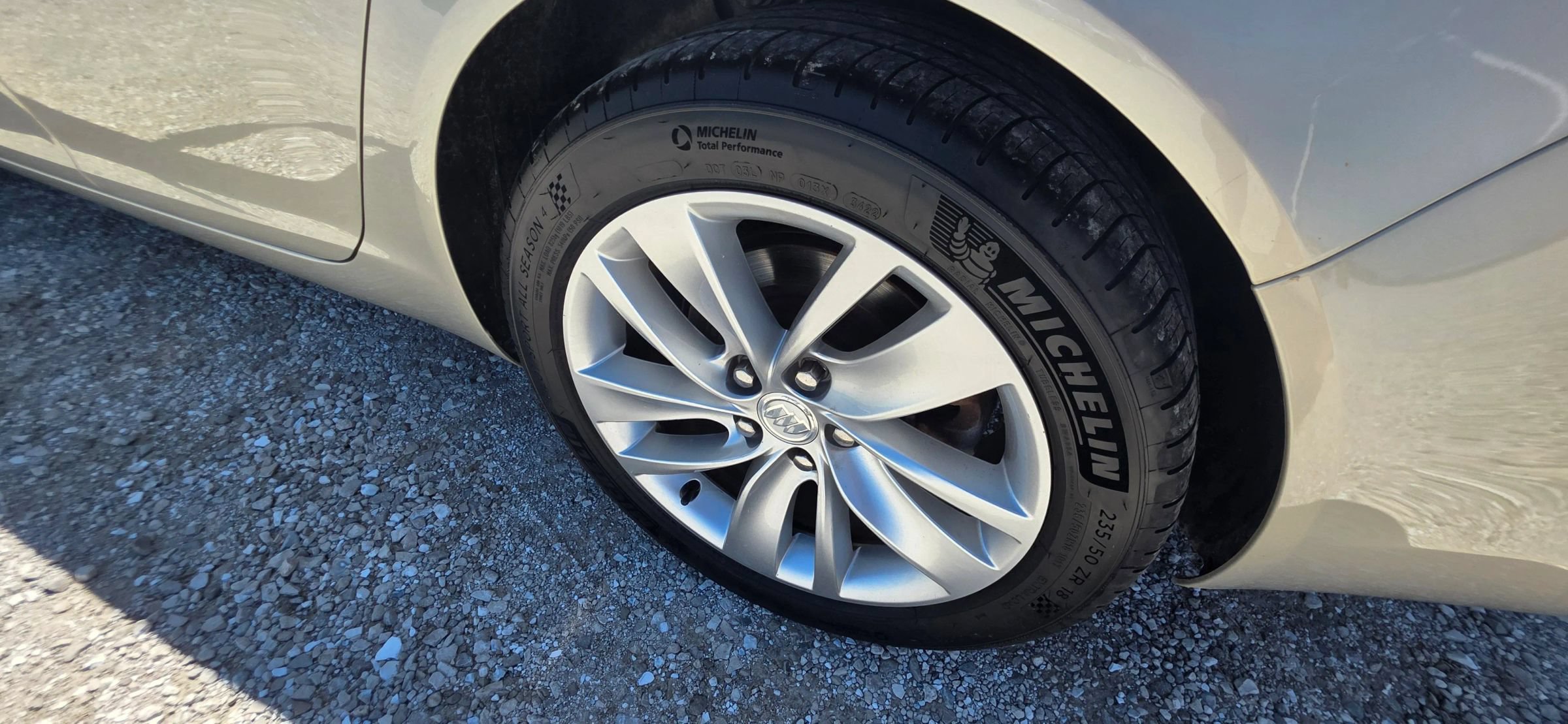 Used 2016 Buick Regal FWD image 22