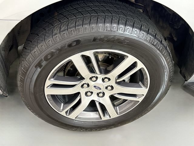 Used 2023 Ford Expedition Limited AWD/4WD image 34
