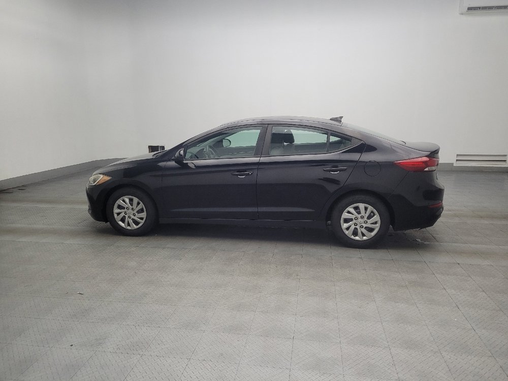 Used 2017 Hyundai Elantra SE image 3