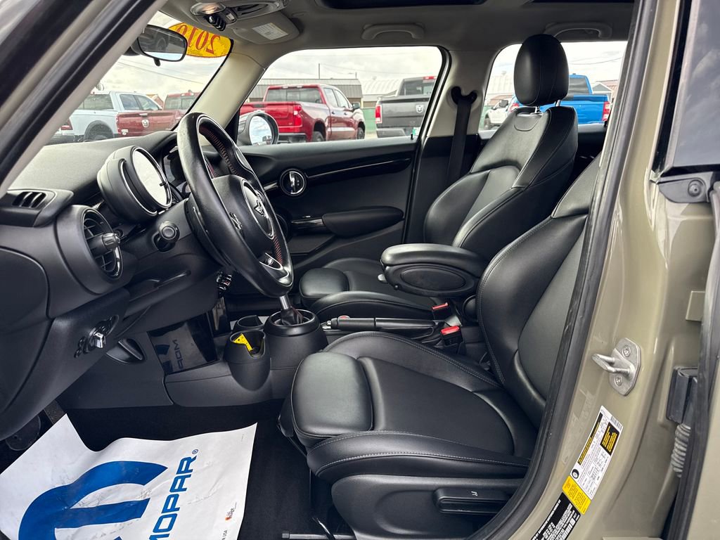 Used 2019 MINI Cooper S image 17