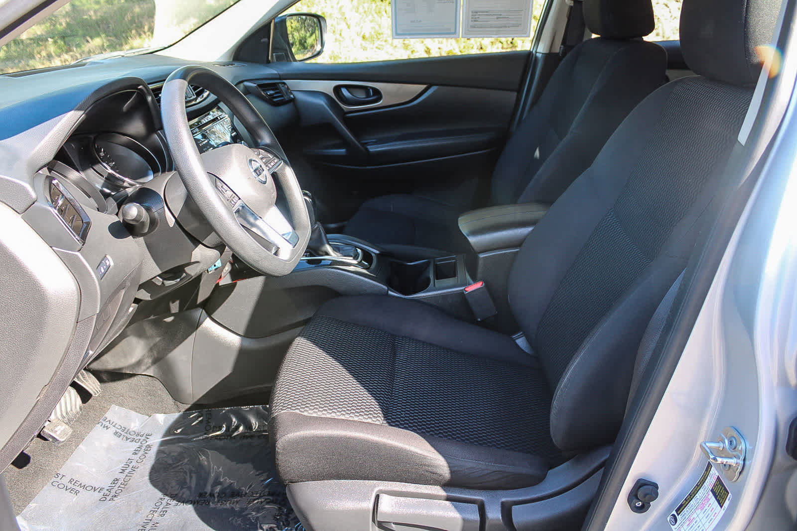 Used 2018 Nissan Rogue Sport S FWD image 16