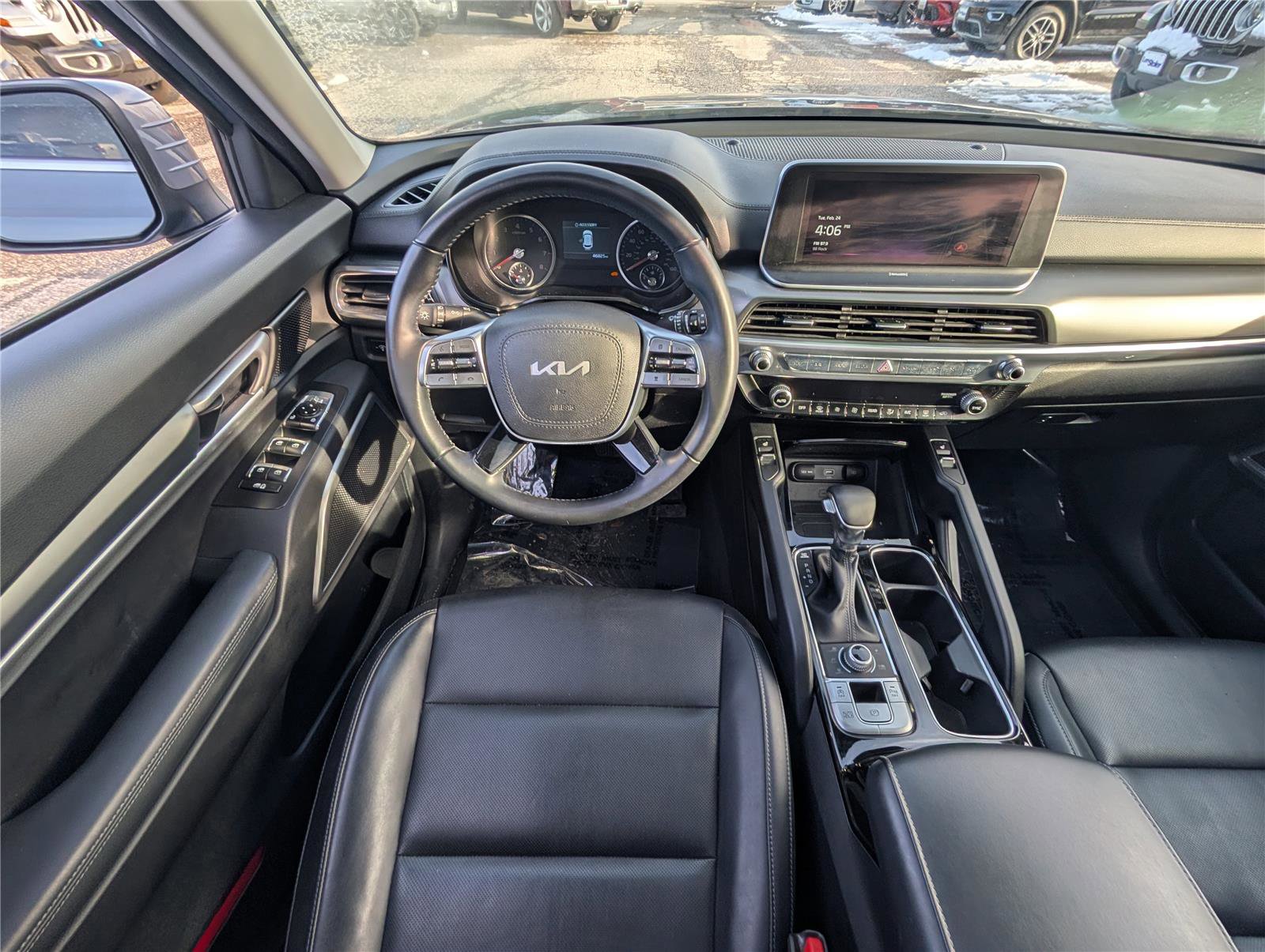 Used 2022 Kia Telluride S image 17