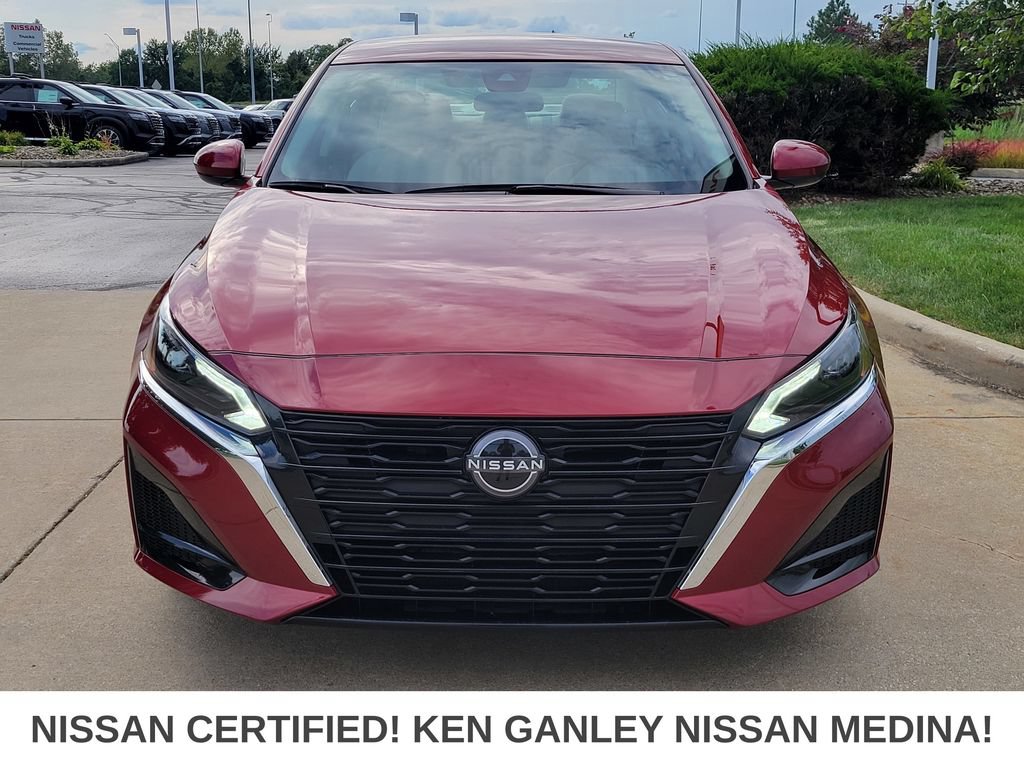 Certified 2023 Nissan Altima 2.5 SV AWD/4WD image 8