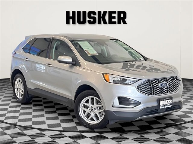 Used 2023 Ford Edge SEL image 1